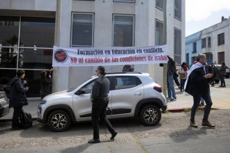 Ocuparon un centro de formación docente en ciudad a la vera del río Uruguay