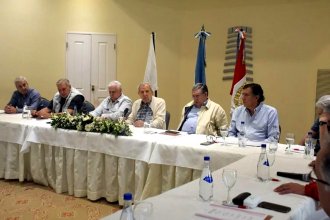 Moine se reunió con dirigentes peronistas, analizaron la actualidad y constituyeron el grupo “Leopoldo Marechal”