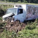 Camionero murió manejando. Tras descompensarse, perdió el control del camión y se cruzó de carril