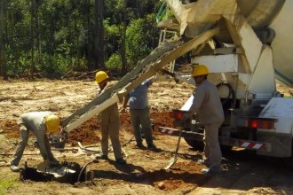 La Cooperativa Eléctrica inició obras para el nuevo aeropuerto de Concordia: calculan que finalizarán en enero