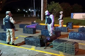 Contrabandista se tiró al agua y huyó a nado. Llevaba cigarrillos y medicamentos hacia el Uruguay