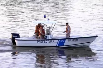 Rastrillan en inmediaciones a puente internacional en busca de una persona que se arrojó al agua