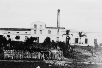 Los 100 años de la Técnica 1, en 10 fotografías: el taller, el internado y el nuevo edificio, entre las imágenes para contar su historia