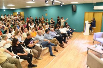 Selva Almada inauguró la Feria de la Palabra. Destacó los “encuentros de lectura” como espacios de disenso para “aprender a estar en desacuerdo”