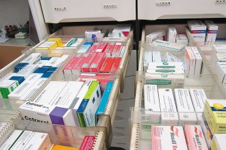 Fallos en un nuevo sistema de validación de medicamentos dejó a afiliados de PAMI sin cobertura en farmacias