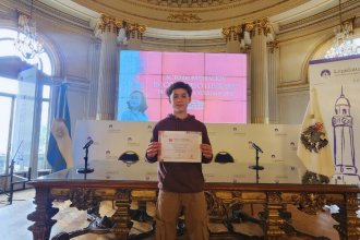 Adolescente fue premiado en el concurso literario nacional de Ana Frank