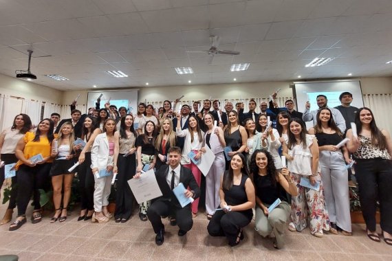 La Facultad de Ciencias de la Administración realizó el acto de colación de grado y posgrado