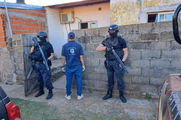 Detuvieron a ocho personas durante allanamientos por drogas en Concordia