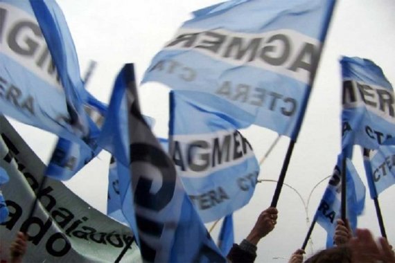 Frente a casa de Gobierno, AGMER pidió reapertura de la paritaria y reclamó por financiamiento educativo