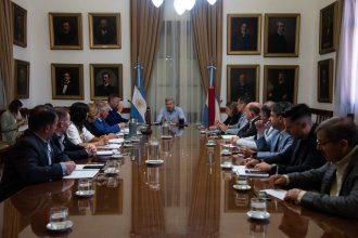 Reunión de gabinete: análisis de deudas cruzadas con Nación, obra pública y proyecciones para 2025