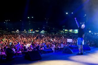 Con una grilla de grandes artistas, la Fiesta Nacional de la Playa se consolida como el evento del verano