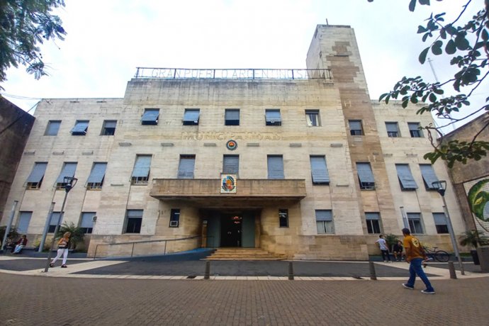 Tras la denuncia de la Municipalidad, la Justicia imputó a trabajadores que habían presentado títulos secundarios apócrifos