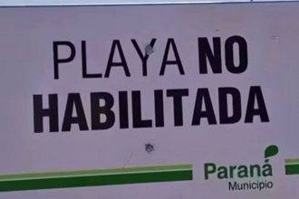 “Playa no habilitada”: retiran boyas de un balneario municipal por la altura del río