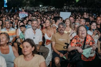 Arrancó la Fiesta del Mate. Estuvo Frigerio y lo recibió Rosario Romero. Esta edición es “federal y popular”, dijo la intendenta