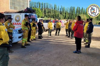 Bomberos voluntarios llegaron a Neuquén y fueron enviados a un nuevo destino con focos activos