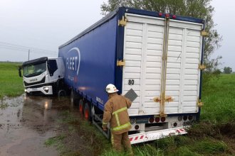 Camión accidentado complicó la circulación por la ruta 14 en horario pico