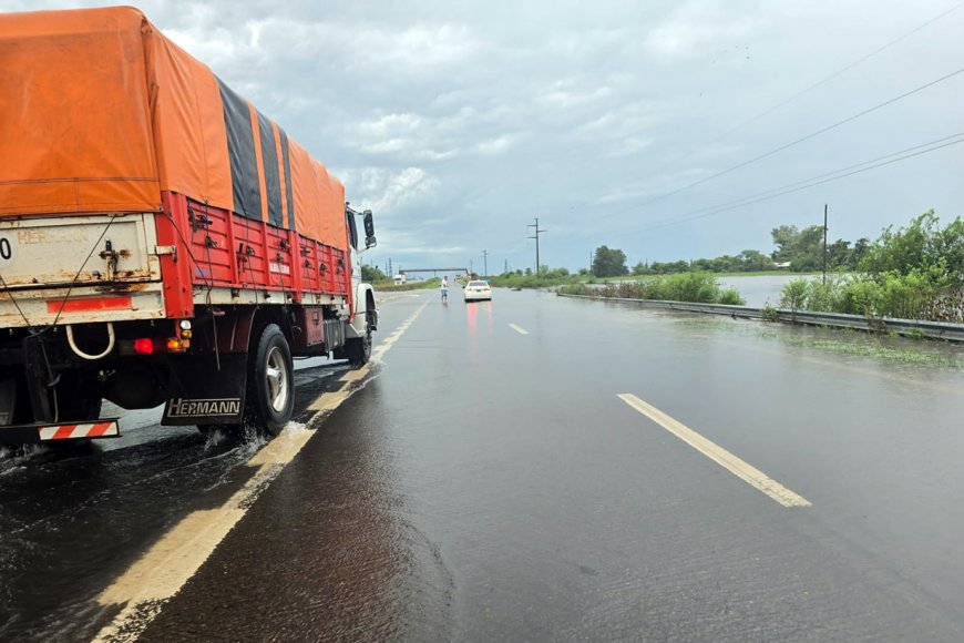 Así estaba a las 15 el kilómetro 171 de la RN18.