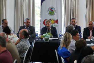 Frigerio quiere “ponerse al hombro” el vínculo con Uruguay. “Si no contamina el río, tienen que comprobar que no contamina la vista”