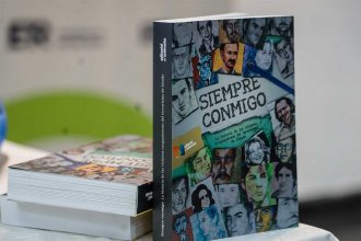 Presentaron "Siempre conmigo", el libro que rescata la historia de las víctimas uruguayenses del terrorismo de Estado