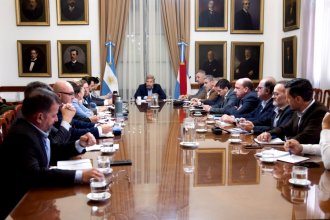 Frigerio reunió a su gabinete para hablar sobre licitaciones, gastos y definir el destino de autos secuestrados