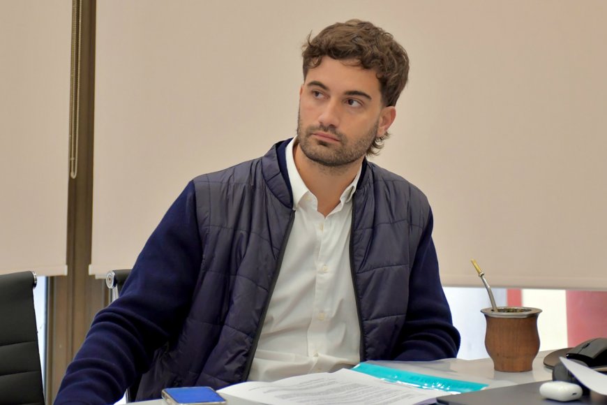 Pide internas para fortalecer la democracia.