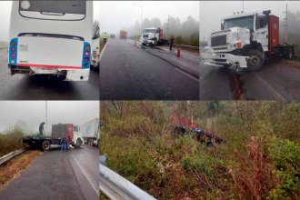 Efecto niebla. Colectivo con 42 estudiantes chocó con una camioneta y un camión despistó para evitarlos