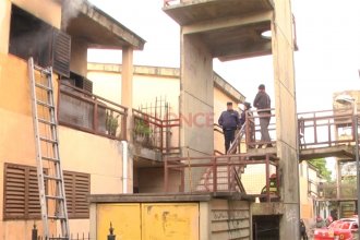 Incendio con saldo fatal en un barrio: investigan qué causó el fuego que acabó con la vida de una vecina