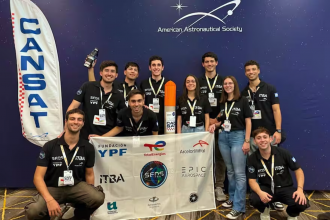 Hijo de un entrerriano, entre los campeones del mundial aeroespacial que organiza la NASA