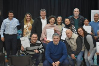 Otorgaron escrituras de viviendas a más de 170 familias del departamento Colón