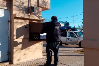 En Concordia empezó la reconexión de medidores y la limpieza del arroyo Manzores, tras la bajante del río Uruguay