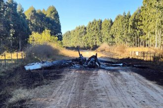 ¿Narcotráfico? Encuentran avioneta incendiada en camino rural