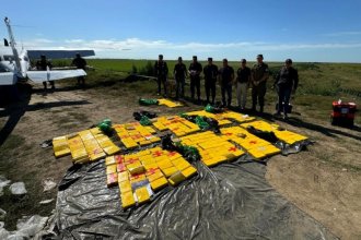 Procesan y embargan a piloto de narcoavioneta que trasladaba 350 kilos de cocaína