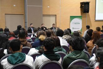 La Mesa de Desarrollo Humano visibiliza “avances”: capacitaciones, una encuesta sobre adicciones y 50 niños que volvieron a las aulas