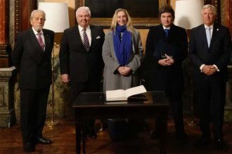 “Perversos”. Milei cargó otra vez contra gobernadores e intendentes, porque “no usan la motosierra”