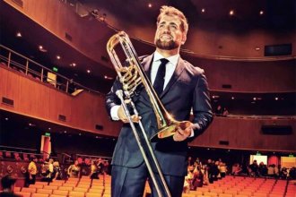 “Queremos cobrar”, reclamó un trombonista de la Sinfónica de Entre Ríos. 8 músicos llevan medio año sin salario