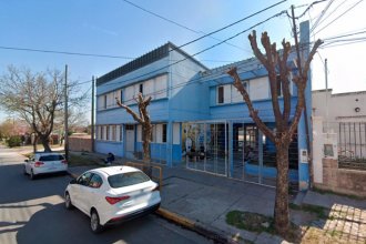 Alumno llevó un arma a la escuela y amenazó a un compañero tras una pelea durante una clase
