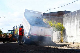 Para evitar presuntas maniobras de los &ldquo;pocos proveedores de asfalto&rdquo;, recurren a compras &ldquo;por excepción&rdquo; en vez de licitaciones