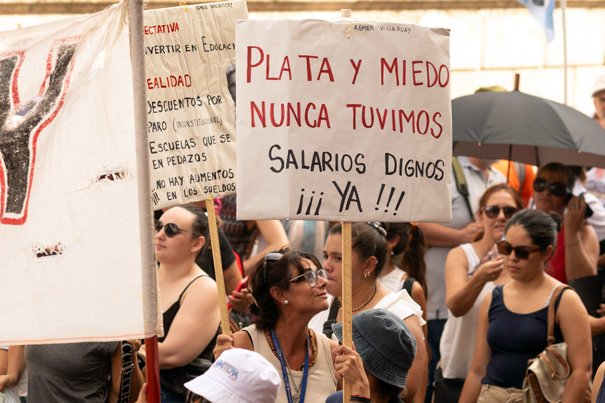 El reclamo docente (foto: La Lucha en la Calle).
