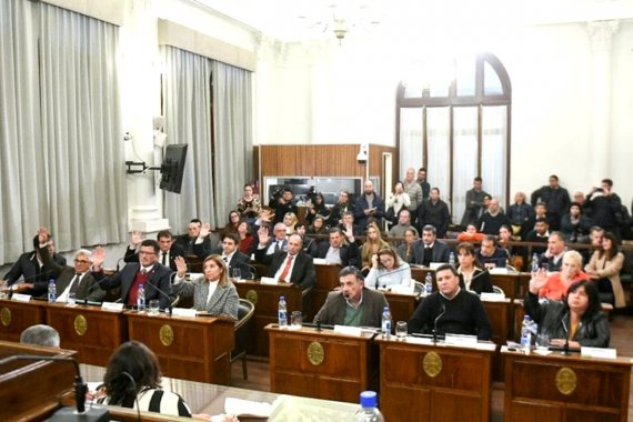 Según el oficialismo, la sesión en Cámara de Senadores “dejó al descubierto la profunda crisis del peronismo”