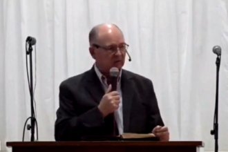 Contrataron a un pastor evangélico para que brinde “charlas espirituales” a policías de Entre Ríos
