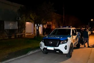 Fue apuñalado el hombre que encontraron muerto en su casa. Investigan el móvil y pistas para dar con el homicida