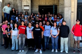 La comunidad universitaria de Entre Ríos hizo un cacerolazo contra el veto de Milei