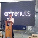 De una manga pastelera a una planta de última tecnología: el crecimiento de la pyme que iniciaron tres amigos “con más ilusión que experiencia”