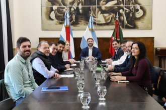 Azcué reestructura la Municipalidad: habrá cambios en la orgánica, reemplazos y acepta una renuncia