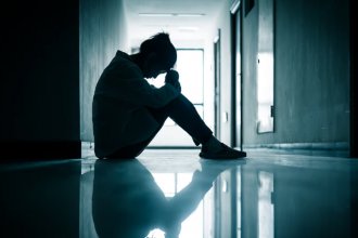 Psiquiatra y exfuncionario, sobre el aumento de suicidio juvenil: “A medida que empeoran las condiciones de vida, crecen las cifras”