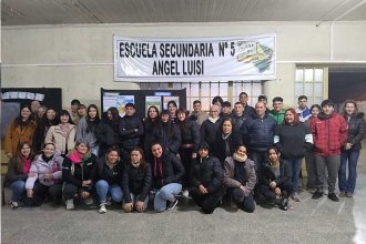 Jóvenes y adultos que finalizan la secundaria: experiencias, expectativas y la quema del muñeco