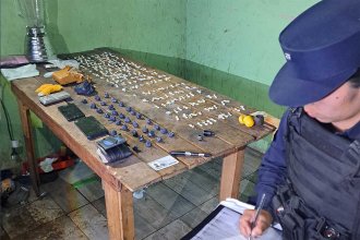En 5 allanamientos, hubo 7 detenidos y secuestraron más de 300 dosis de cocaína y medio kilo de marihuana