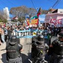 Antes de llegar a Entre Ríos, Milei suspendió su acto en Santa Fe por incidentes. Hay al menos tres detenidos