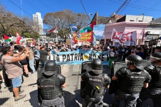 Antes de llegar a Entre Ríos, Milei suspendió su acto en Santa Fe por incidentes. Hay al menos tres detenidos