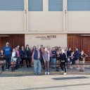 Padres protestaron frente al Colegio Mitre: “Queremos que limpien el nombre del profesor” que fue “despedido injustamente”